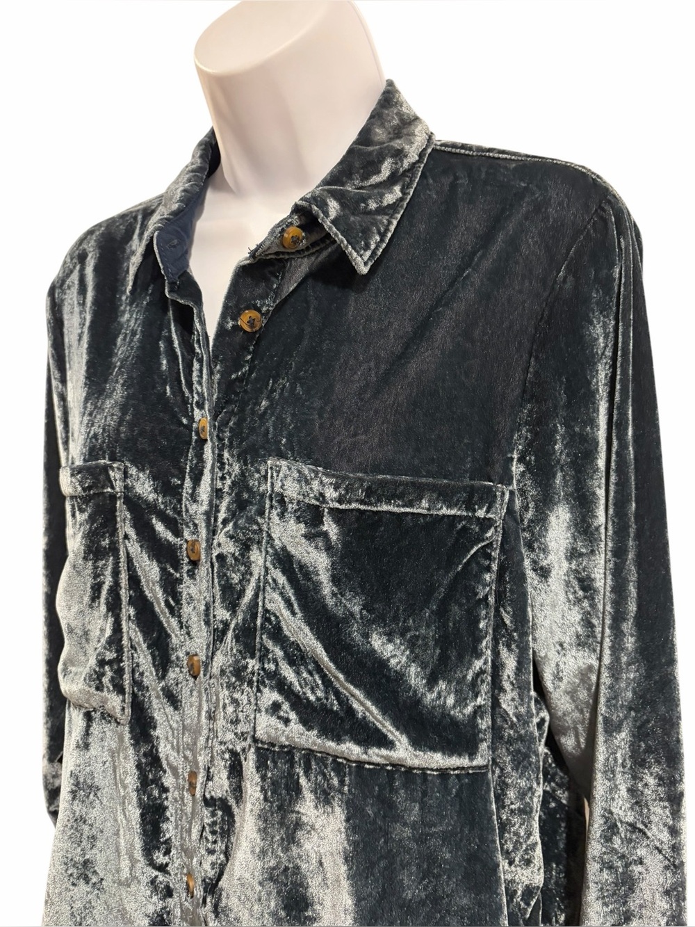 Anthropologie Pilcro Velvet Button Down Shirt size Small - Picture 5 of 10